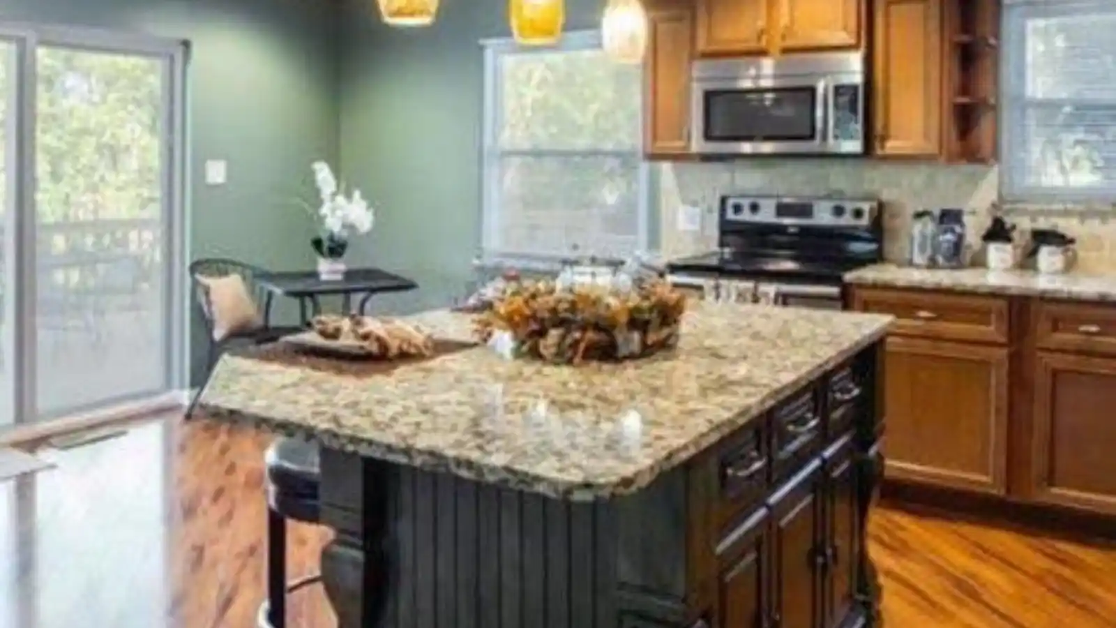 M3M-Flora-68-Kitchen